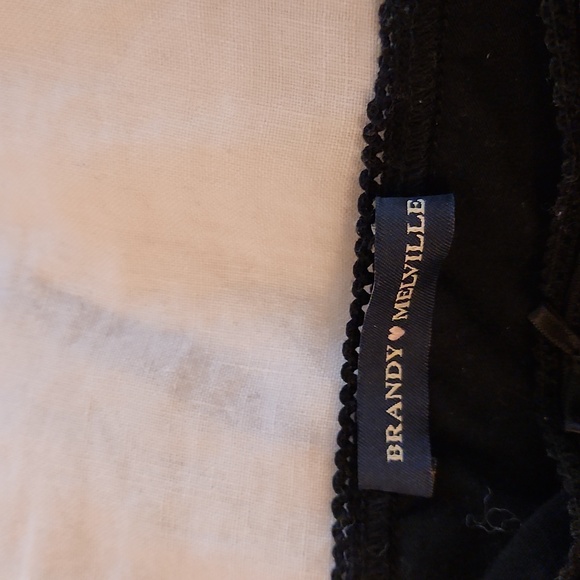 Bundle- 4 Sweet Outfit Pieces - Picture 4 of 16